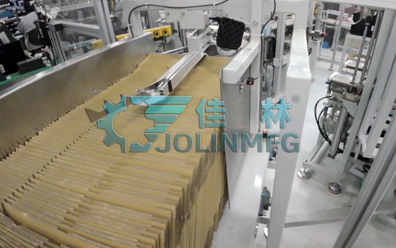 自動開裝封一體機(jī)